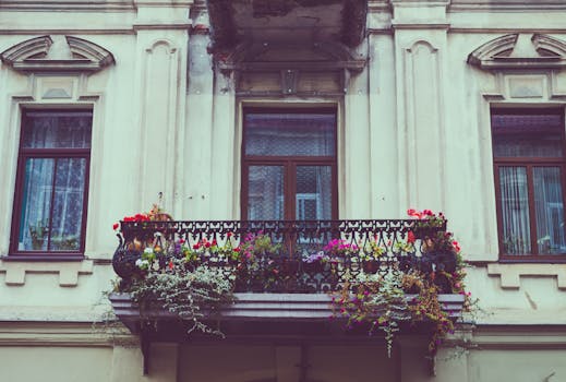 Balcony Decor Ideas: Turning Your Outdoor Space into a Sanctuary